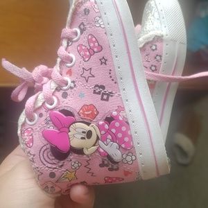Pink baby girl high top shoe